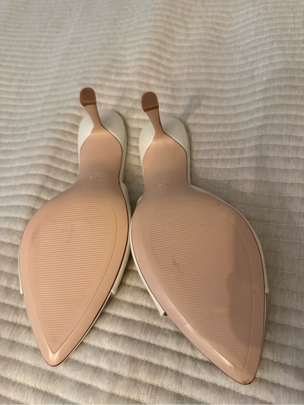 Mango Ecru Pointed Mule Heels - Picture 9 of 9
